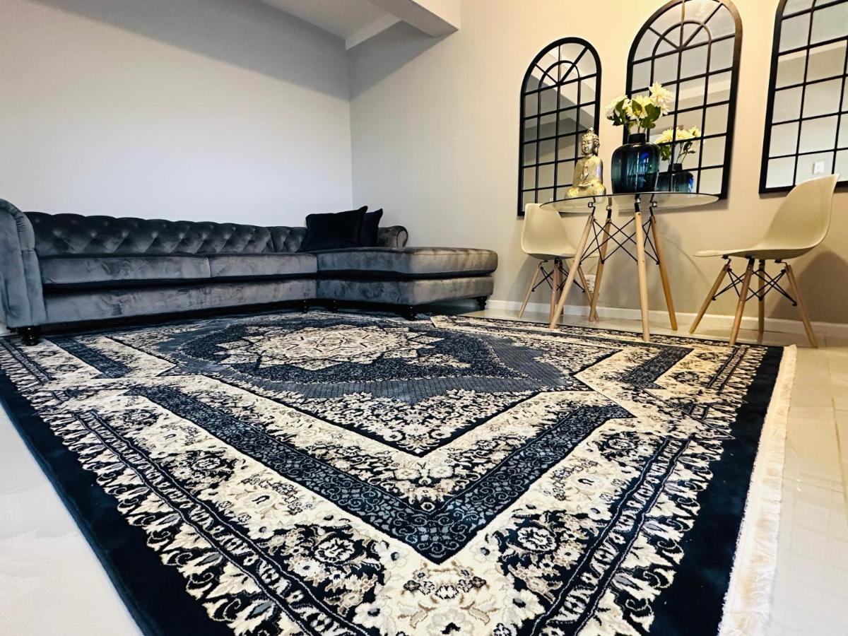 Nederburg, Sea Point, 2 Bed Apt - New 케이프타운 외부 사진