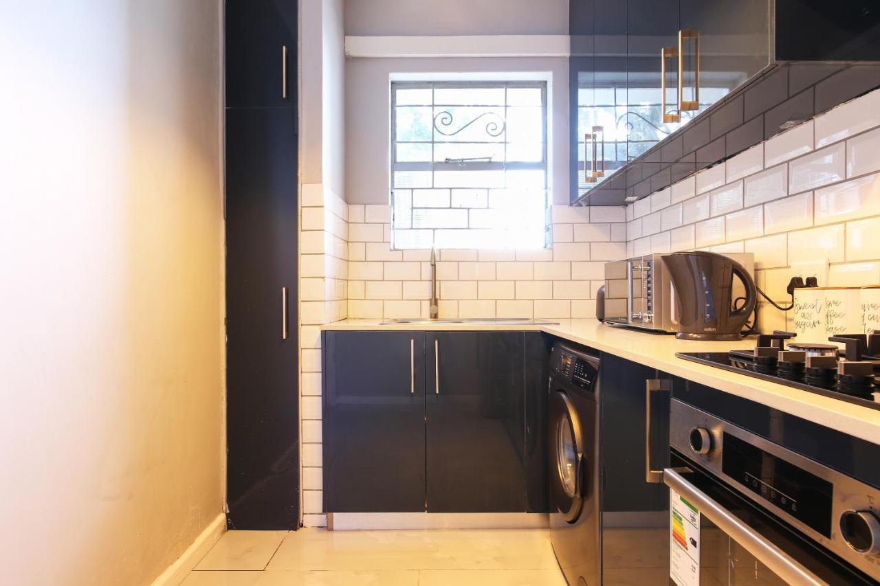 Nederburg, Sea Point, 2 Bed Apt - New 케이프타운 외부 사진