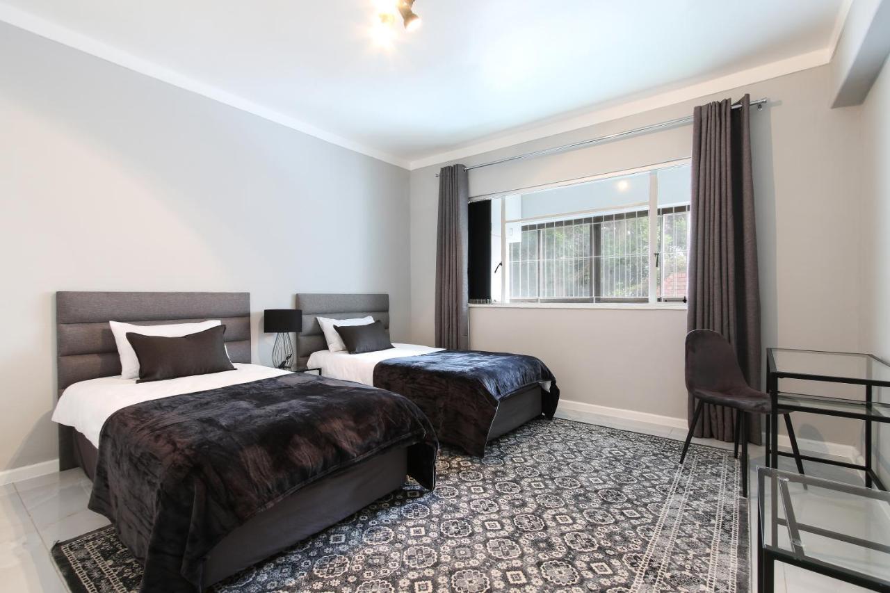 Nederburg, Sea Point, 2 Bed Apt - New 케이프타운 외부 사진