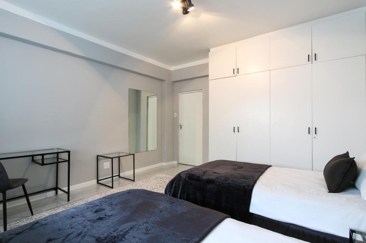 Nederburg, Sea Point, 2 Bed Apt - New 케이프타운 외부 사진